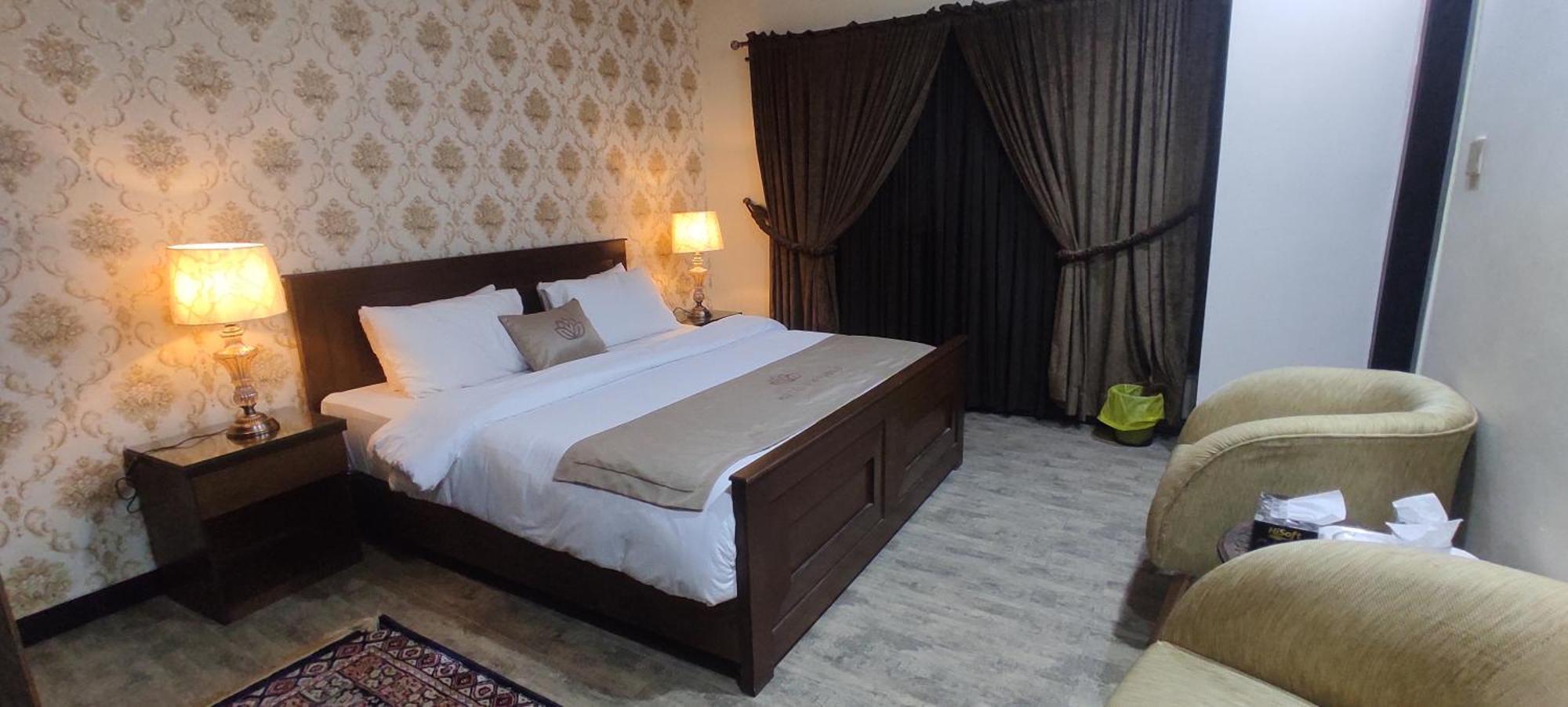Hotel Daffodils Rawalpindi Buitenkant foto
